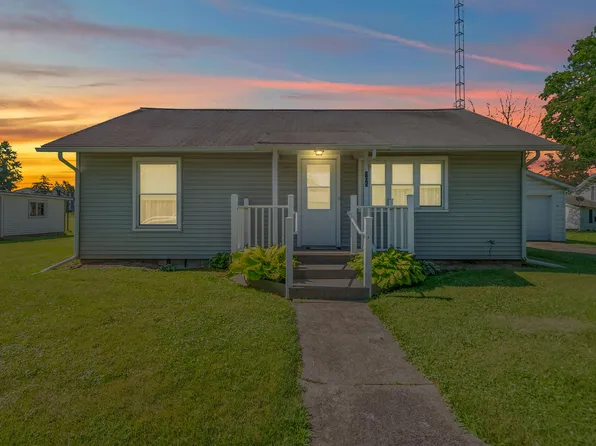 105 Hillsdale St, Waldron, MI 49288
