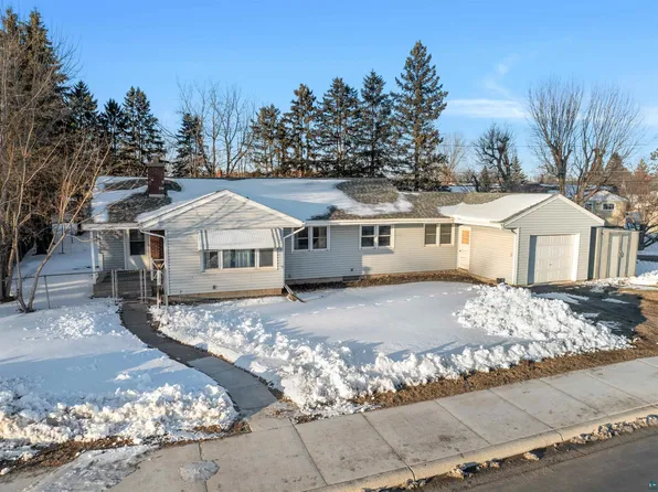 1101 13th St S, Virginia, MN 55792