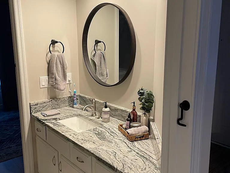 5860 Locbury Ln — Photo 9