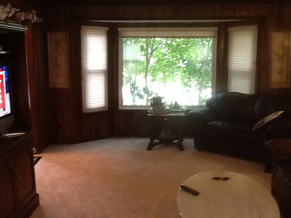 Bay window Great Room