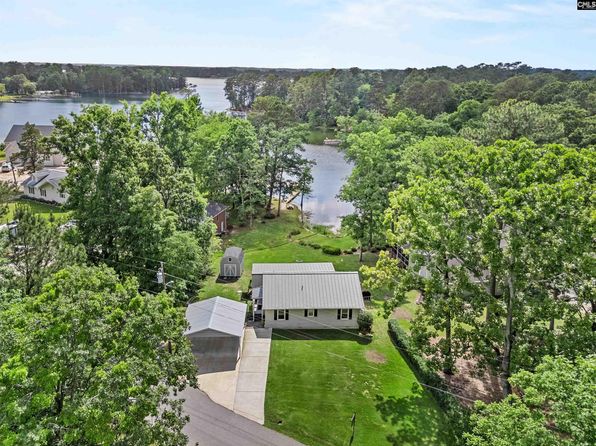 208 Lakeside Dr, Chapin, SC 29036