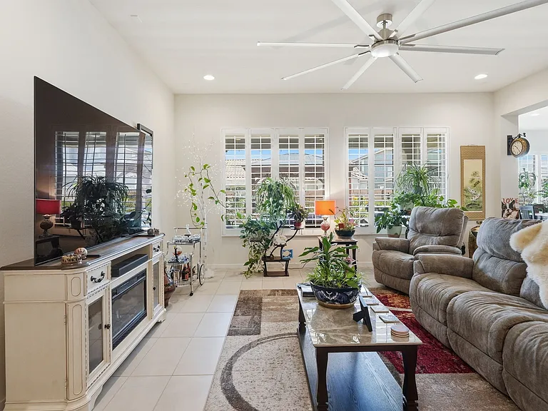 22536 E San Tan Blvd — Photo 28