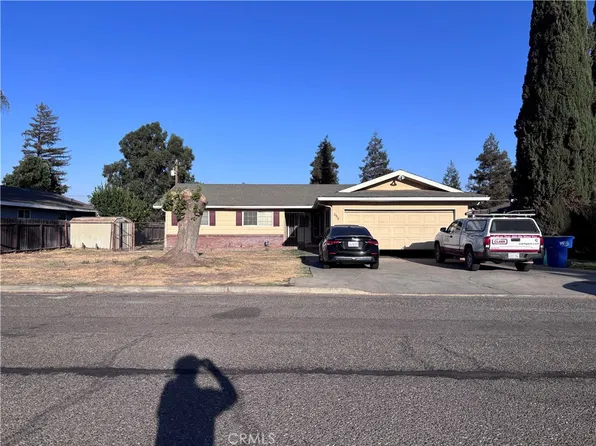 2950 Village Dr, Merced, CA 95348