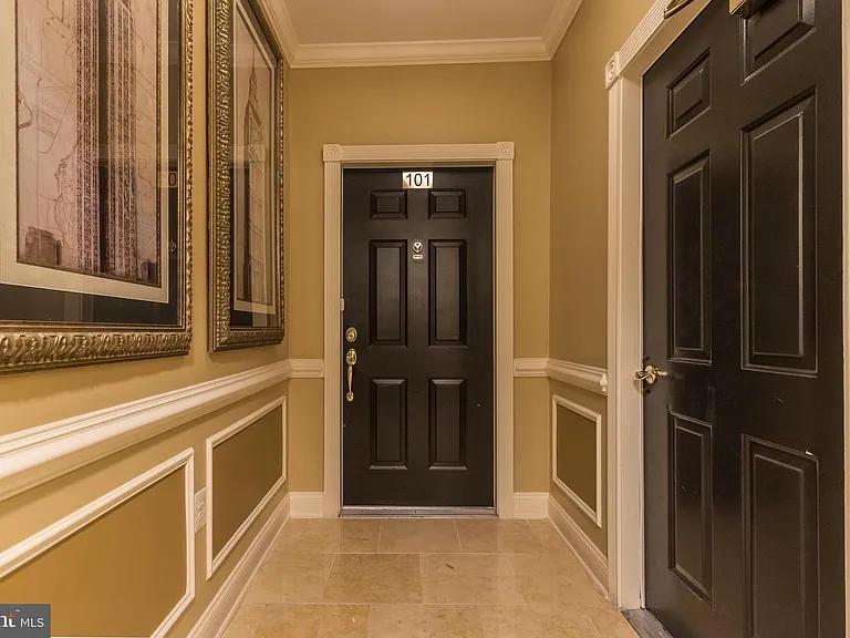 305 Redland Blvd #101 — Photo 7
