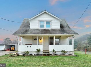 1166 Delta Rd, Red Lion, PA 17356