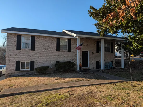 4013 Lost Oaks Dr, Ooltewah, TN 37363