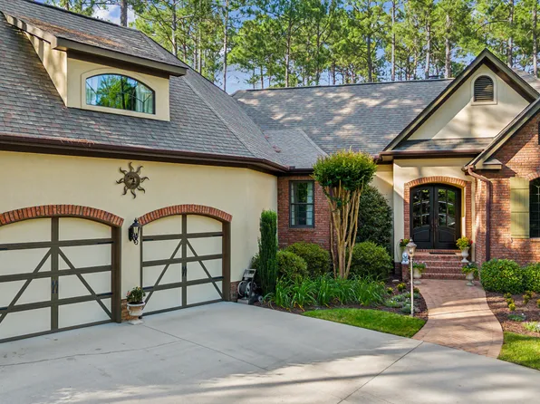 212 Plantation Drive, Southern Pines, NC 28387