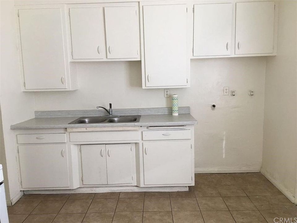 1st image of 338 Pomelo Ave APT D