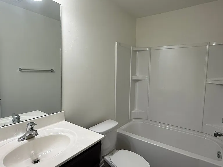 1933 Stoney Point Cir — Photo 22