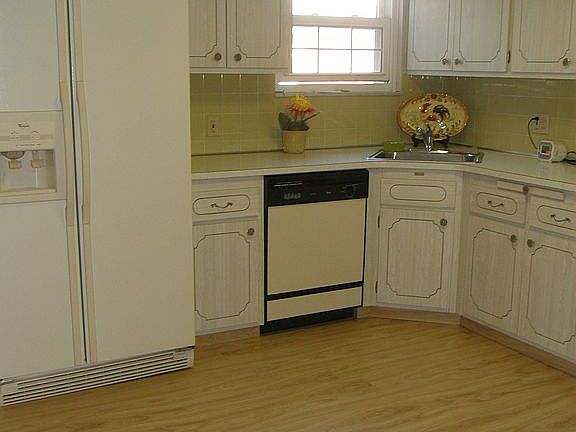 4th image of 2737 Pease Dr #B213