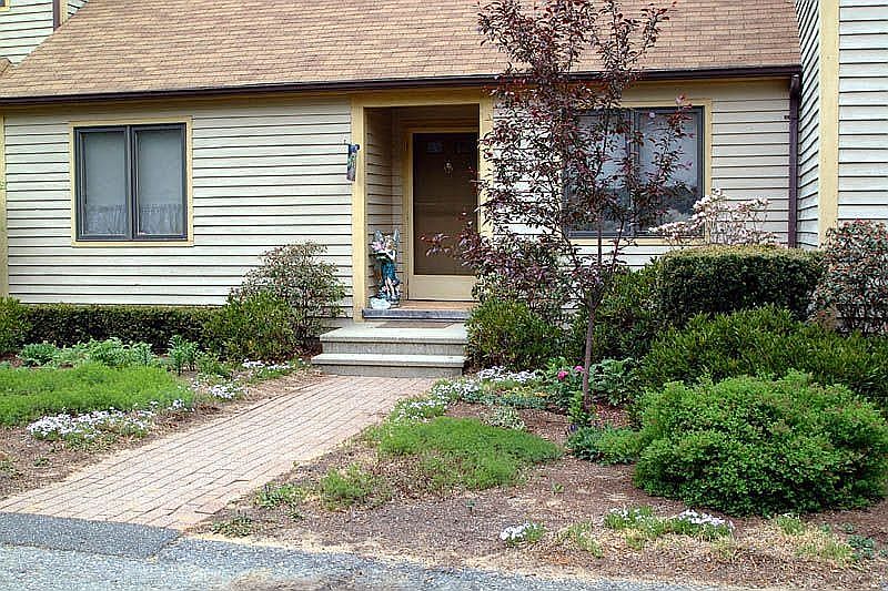 68 Bentwood Drive - front