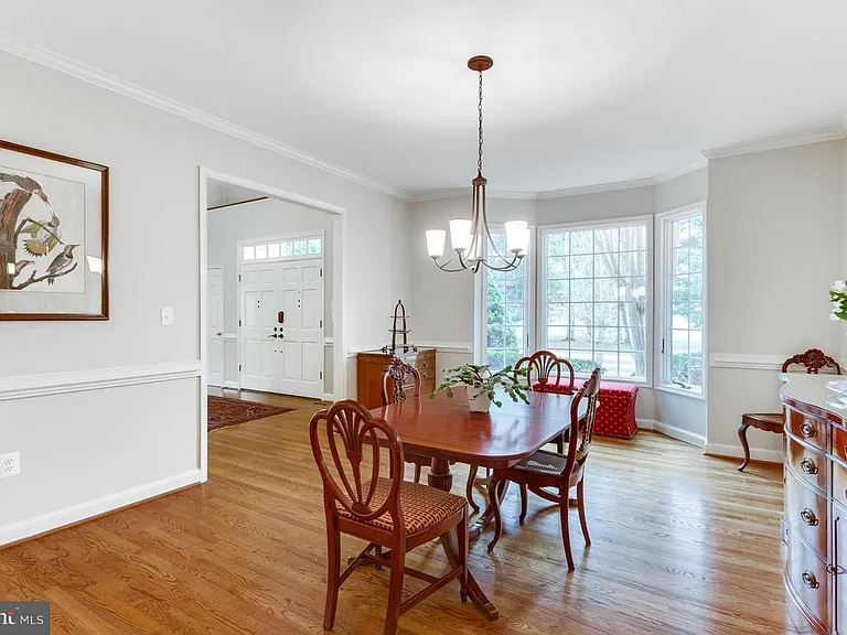 1207 Artnauman Ct — Photo 12