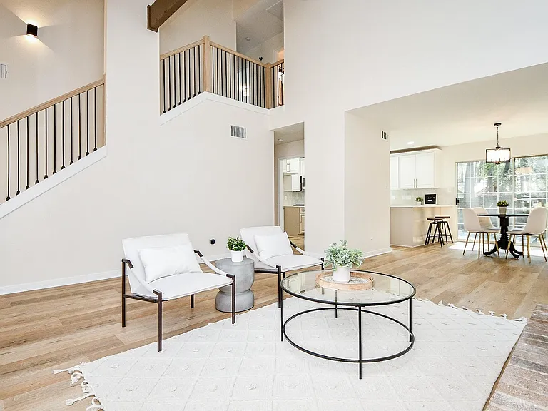21 Edgewood Forest Ct — Photo 12
