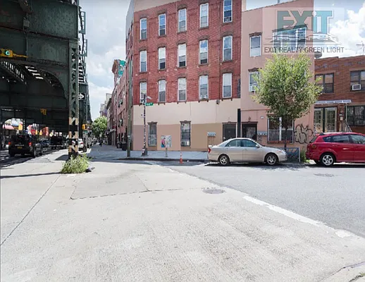 Rented by Green Light Real Estate Group Corp | media 15