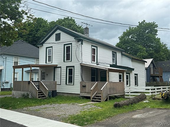 2nd image of 30 Mitchell St