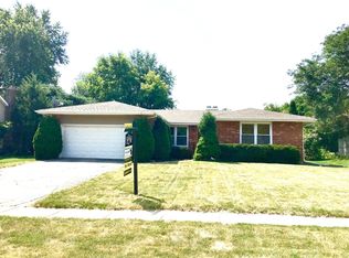 1054 Pueblo Dr, Batavia, IL 60510