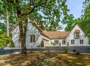 1590 Epping Forest Dr, Southaven, MS 38671