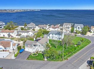 110 Wave Way, Toms River, NJ 08753