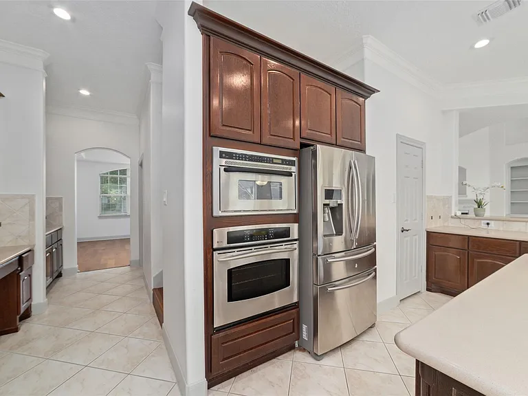 3505 Parkside Dr — Photo 10