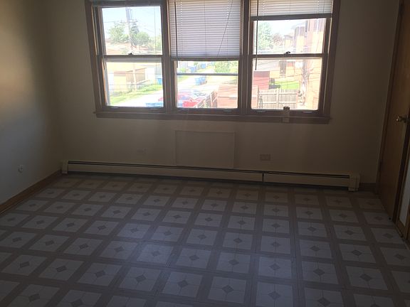 4th image of 330 Yates Ave APT 8