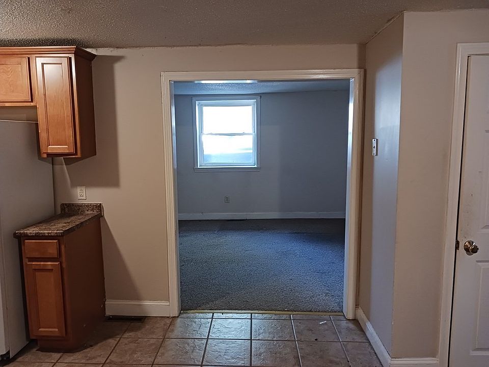 260 Fountain St Fall River MA Zillow