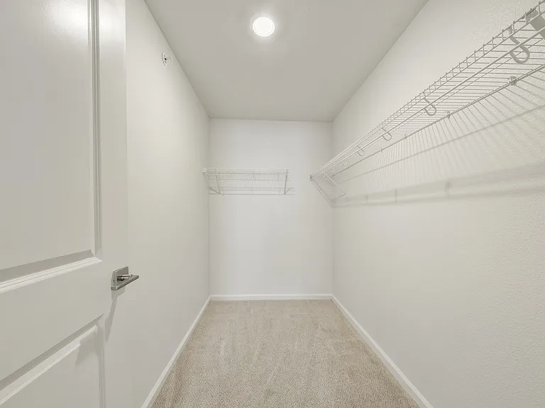 Agave East Apartments — Photo 15