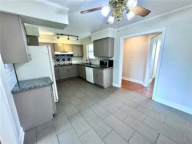 4312 Tartan Dr — Photo 15