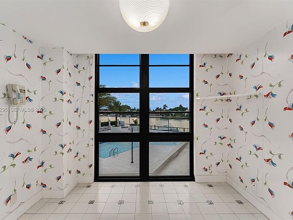5th image of 5500 Collins Ave APT 304