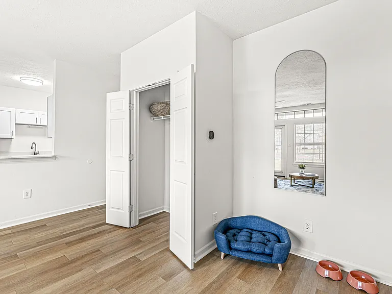 Buffalo Creek Apartments — Photo 13