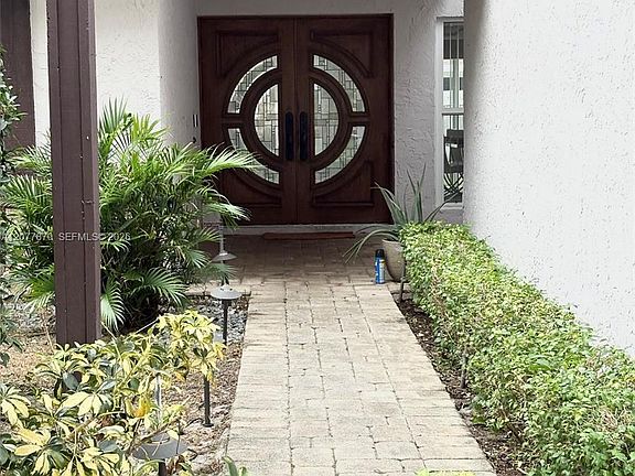 3rd image of 8541 NW 54th St