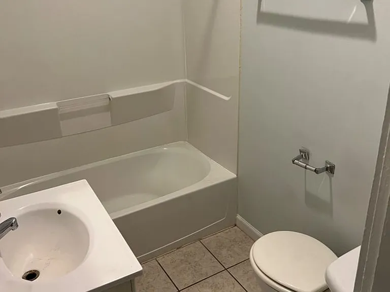 117 S Stafford Ave — Photo 10