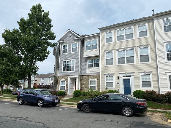2nd image of 21798 Kelsey Sq