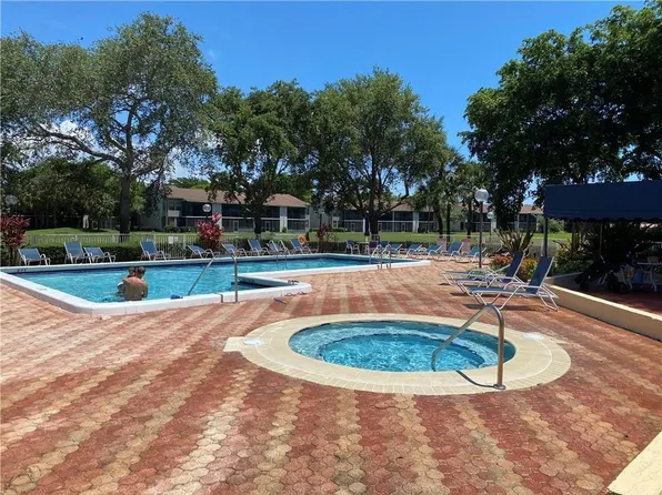 1985 SW 15th Street #123, Deerfield Beach, FL 33442