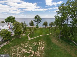 Bay Dr, Middle river, MD 21220