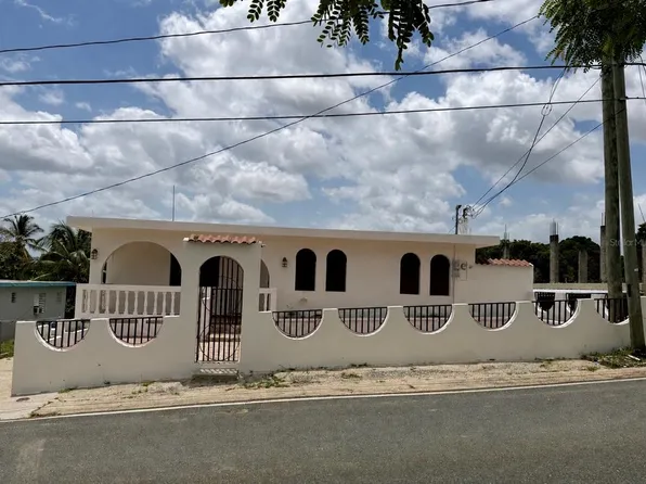 PR 922 KM 0.4 BO. COLLORES, LAS PIEDRAS, PR 00771