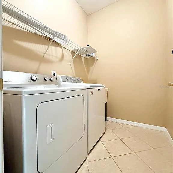 27202 Fordham Dr — Photo 15