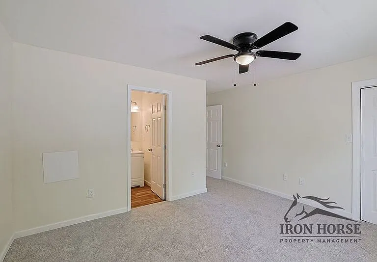 105 Westchester Dr #A8 — Photo 17