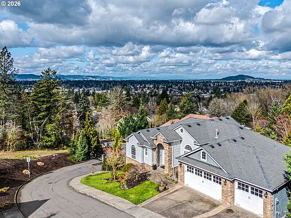 3rd image of 8512 SE Constance Dr