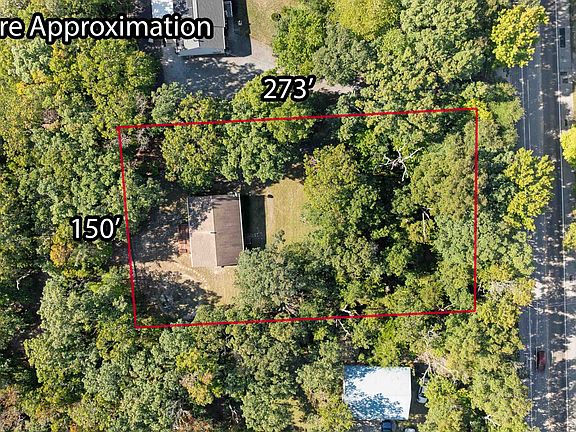 2nd image of 307 Indian Trail Rd