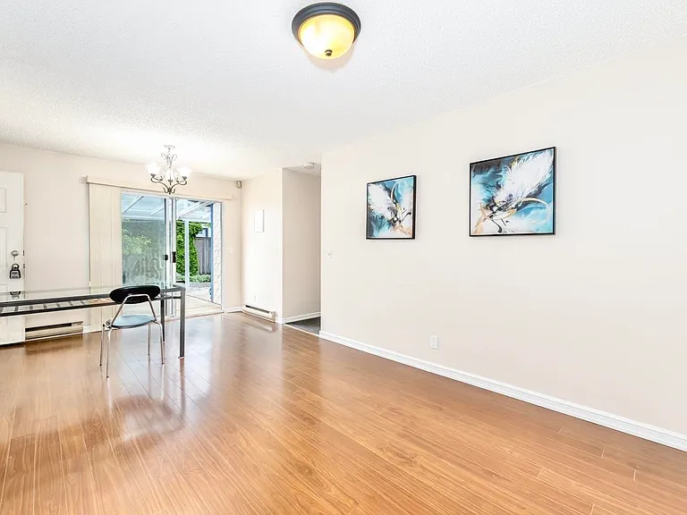 11473 Kingcome Ave — Photo 4