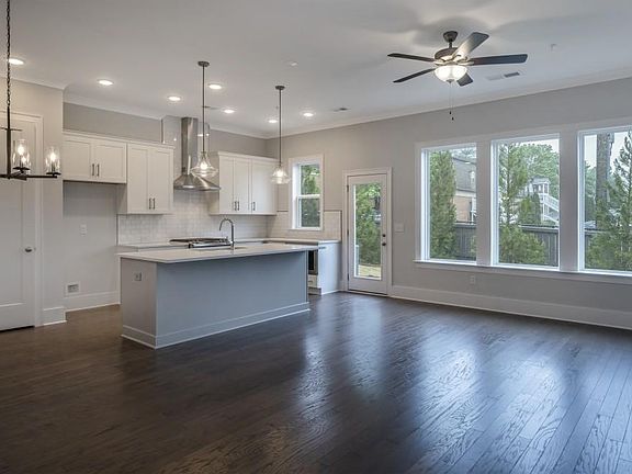 3rd image of 2545 Oakbourne Ln #40