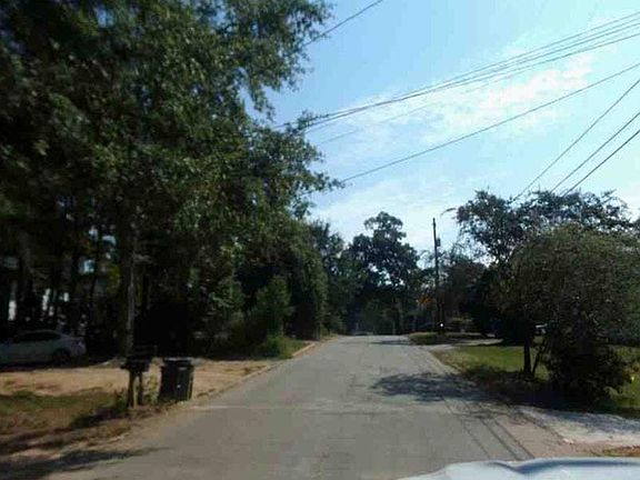 5th image of 1209 Pleasant Ave