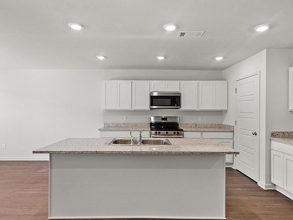 7th image of this home