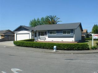 1821 Rosewood Dr, Santa Rosa, CA 95407