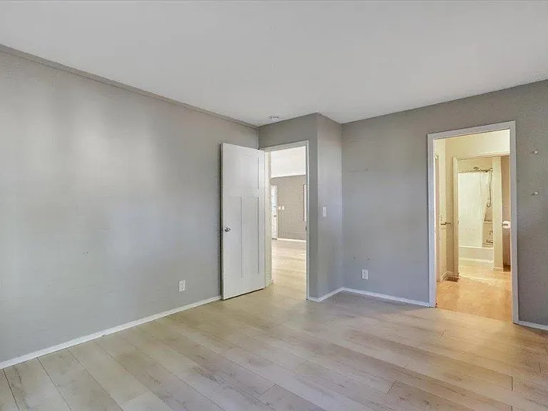 301 Woodpecker Ln — Photo 7