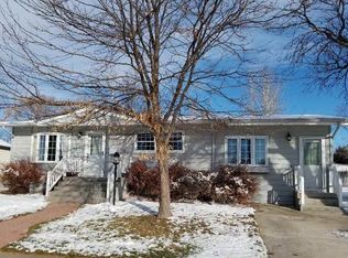1119 Ethel Ave, Ogallala, NE 69153