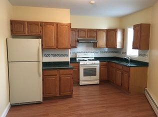 564 Main St APT 1, Pawtucket, RI 02860