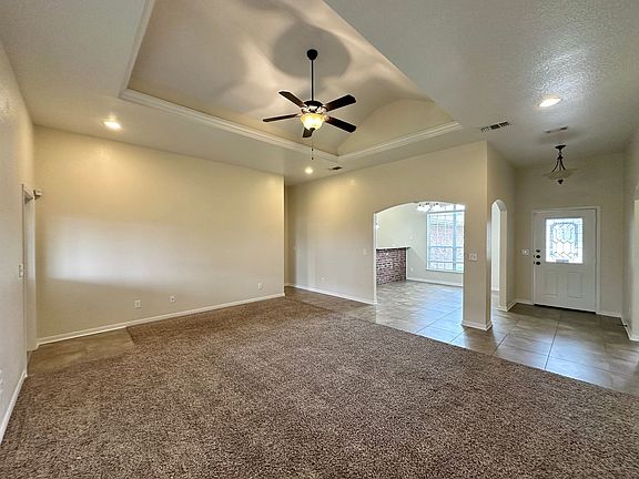 4th image of 6710 Alvin Dr