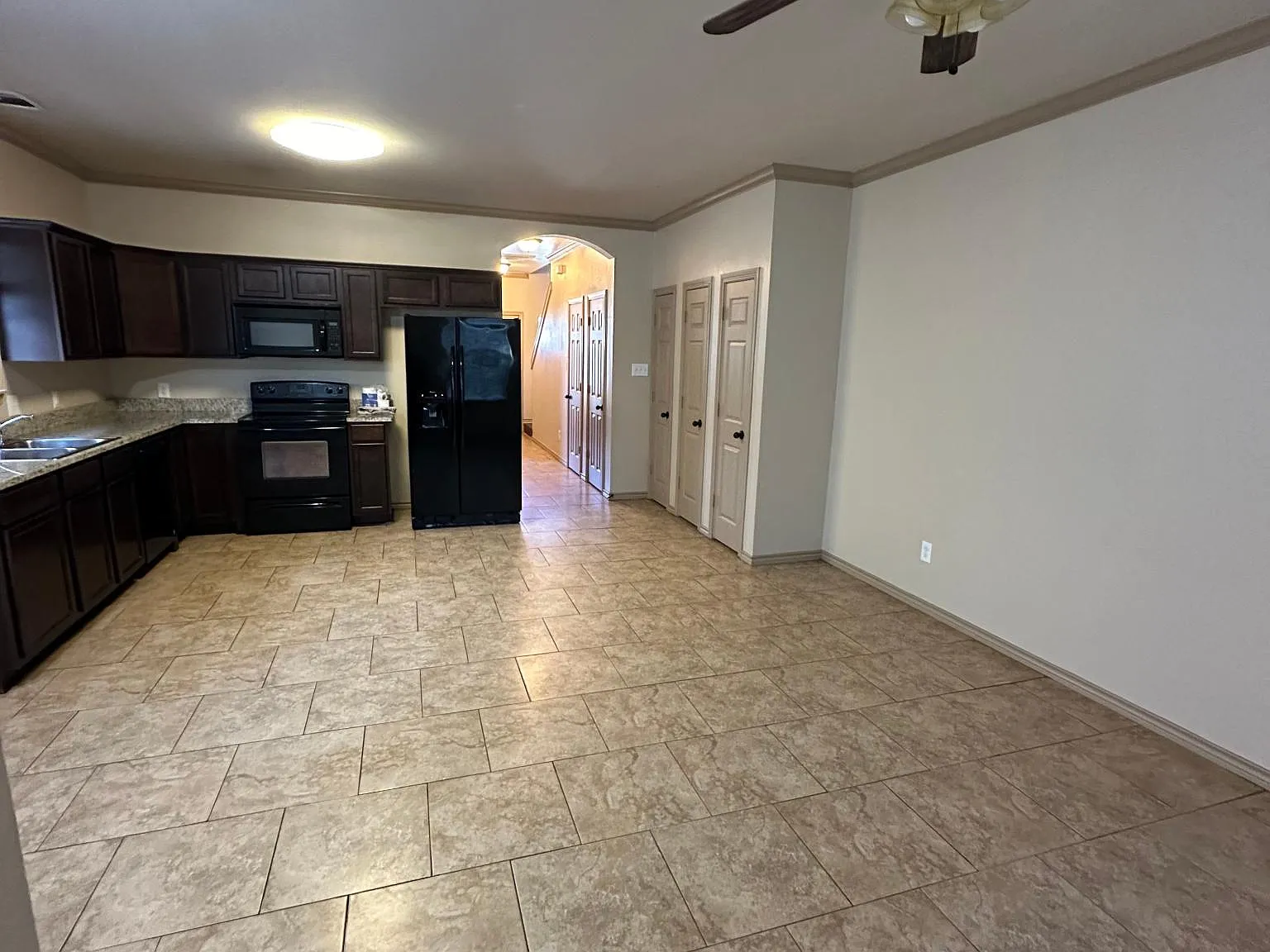 3109 Elks Dr — Photo 3