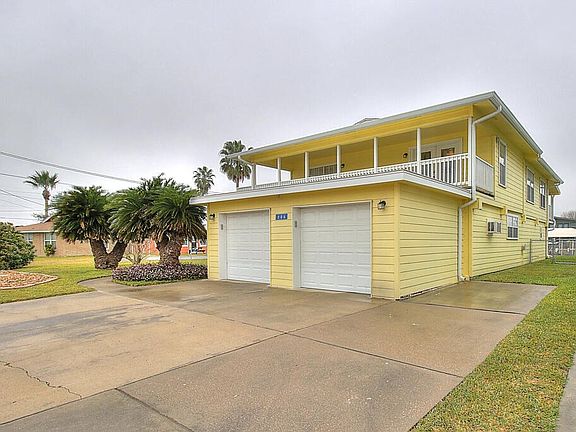 3rd image of 206 Starboard Ave